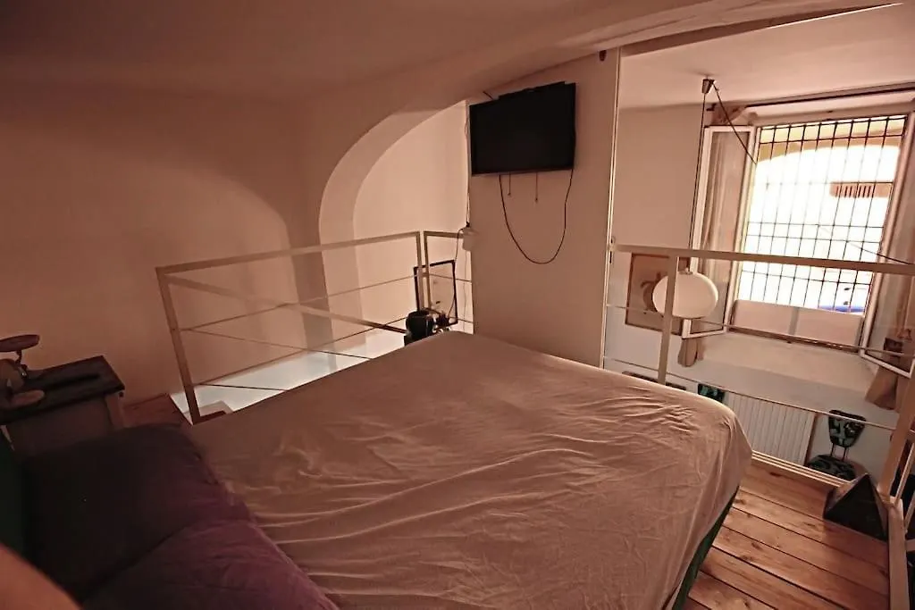 Appartamento Lovely Flat, Ground Floor Centre Of Bologna! :)